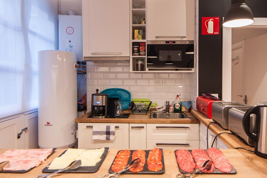 Woohoo Hostal Madrid Exterior foto